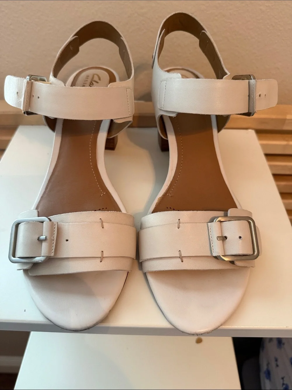 Clarks White Leather Buckle Ankle-Strap Sandals for Women